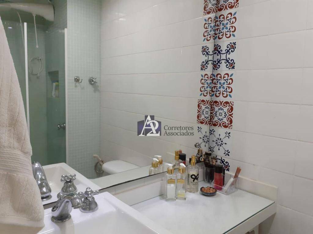 Apartamento à venda com 2 quartos, 68m² - Foto 10