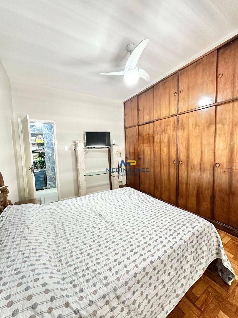 Apartamento à venda com 3 quartos, 160m² - Foto 7