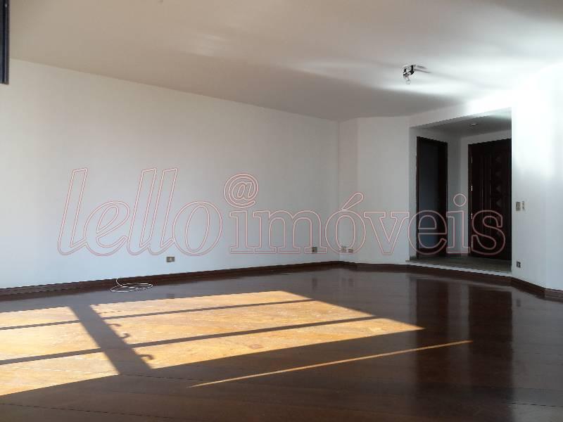 Apartamento para alugar com 4 quartos, 247m² - Foto 8