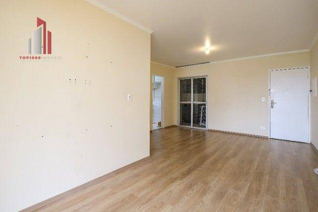 Apartamento à venda com 2 quartos, 63m² - Foto 3