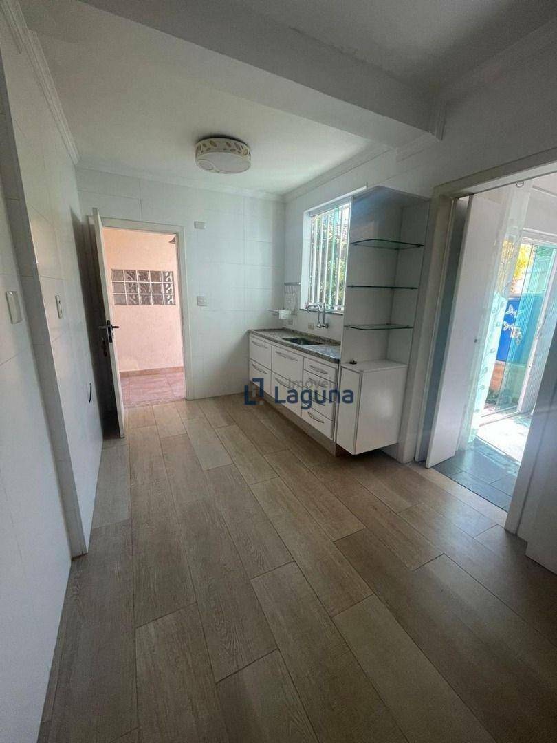 Sobrado à venda com 3 quartos, 140m² - Foto 9