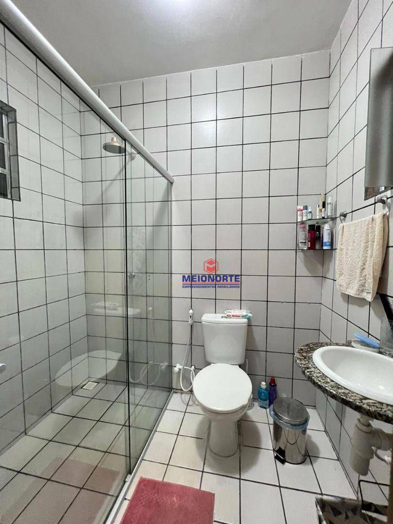 Casa à venda com 3 quartos, 200m² - Foto 14