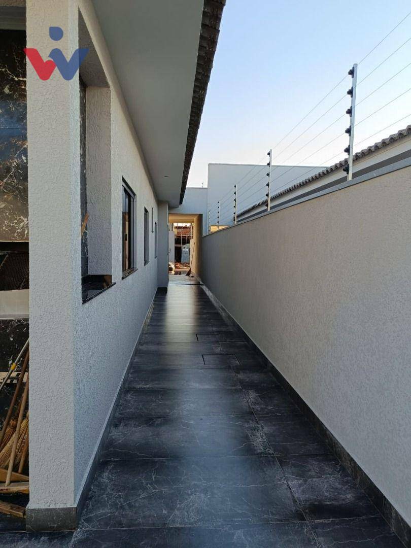 Casa à venda com 3 quartos, 90m² - Foto 29