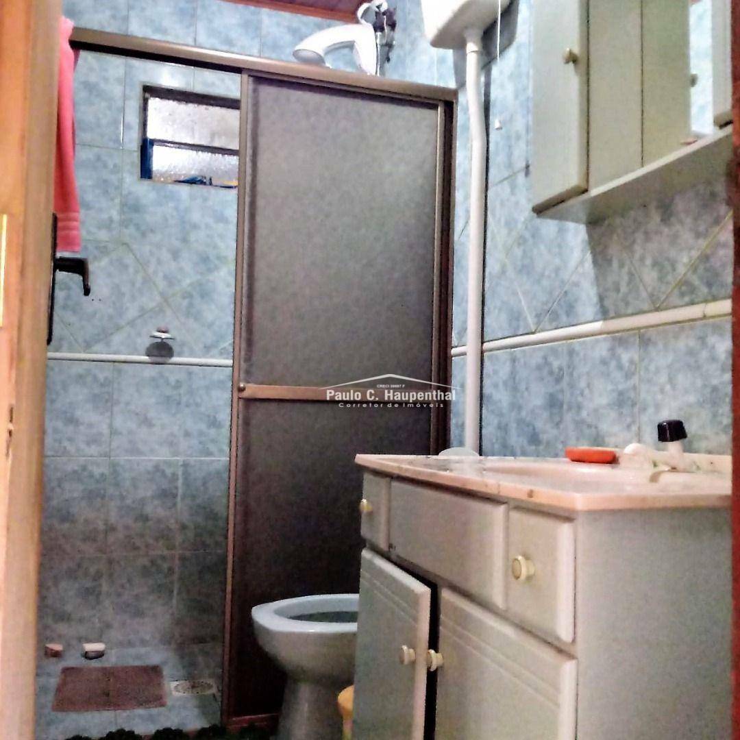 Casa à venda com 3 quartos, 70m² - Foto 12