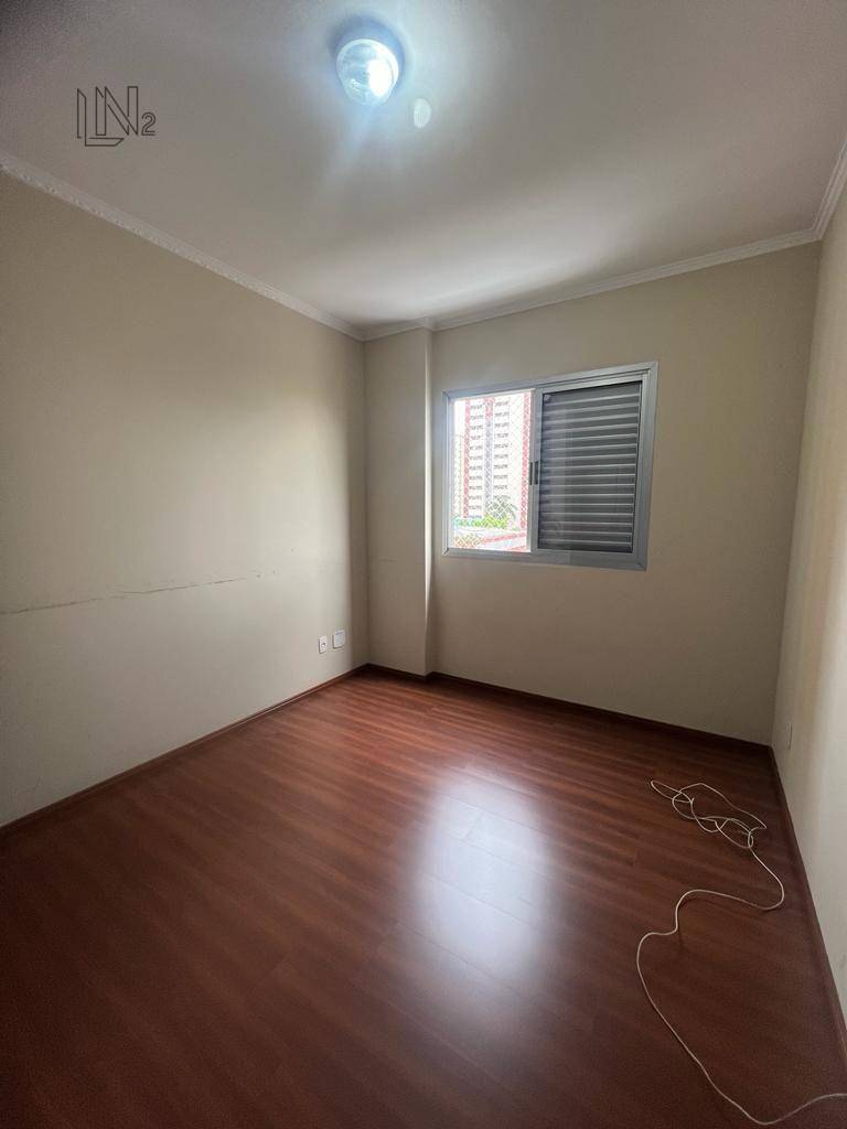 Apartamento para alugar com 2 quartos, 68m² - Foto 8