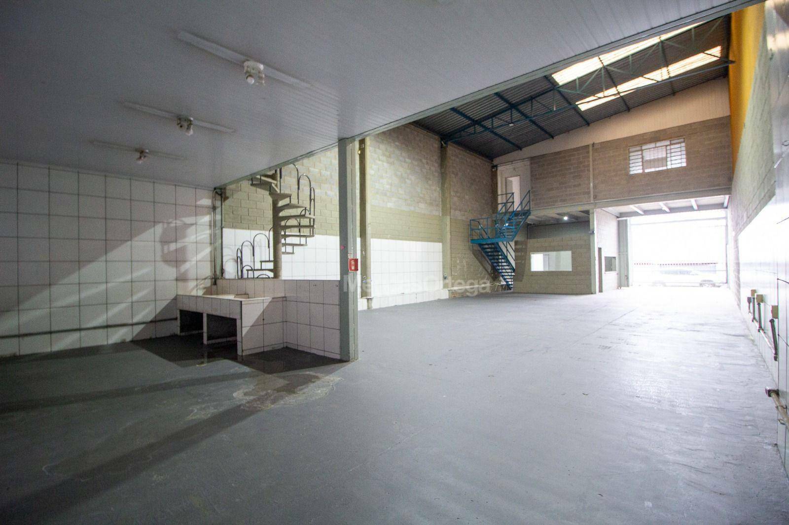 Depósito-Galpão-Armazém para alugar, 398m² - Foto 8