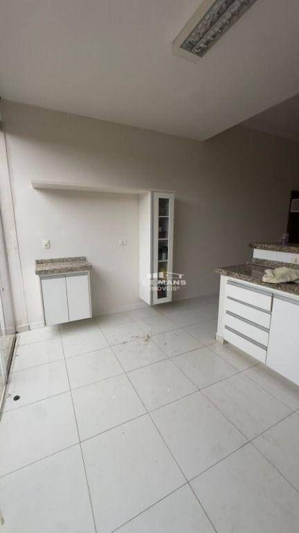 Casa, 3 quartos, 152 m² - Foto 3