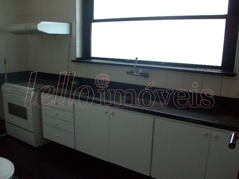 Apartamento para alugar com 4 quartos, 640m² - Foto 17