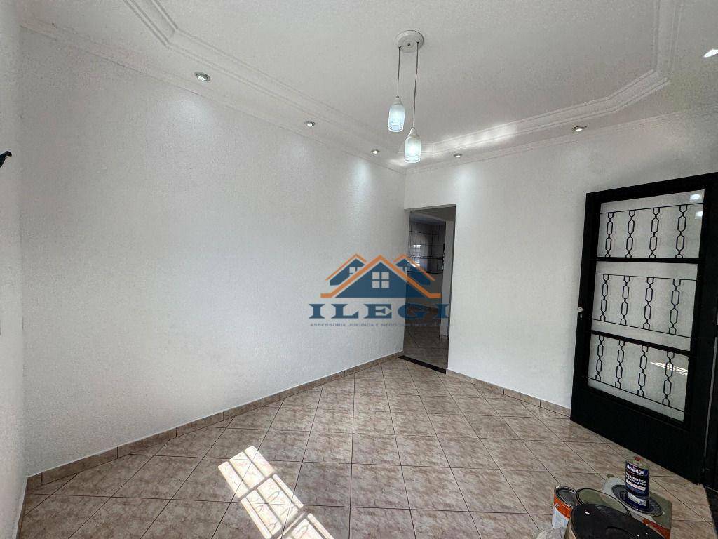 Casa à venda com 2 quartos, 80m² - Foto 7