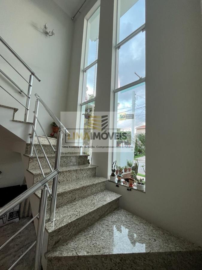 Casa de Condomínio à venda com 3 quartos, 253m² - Foto 3