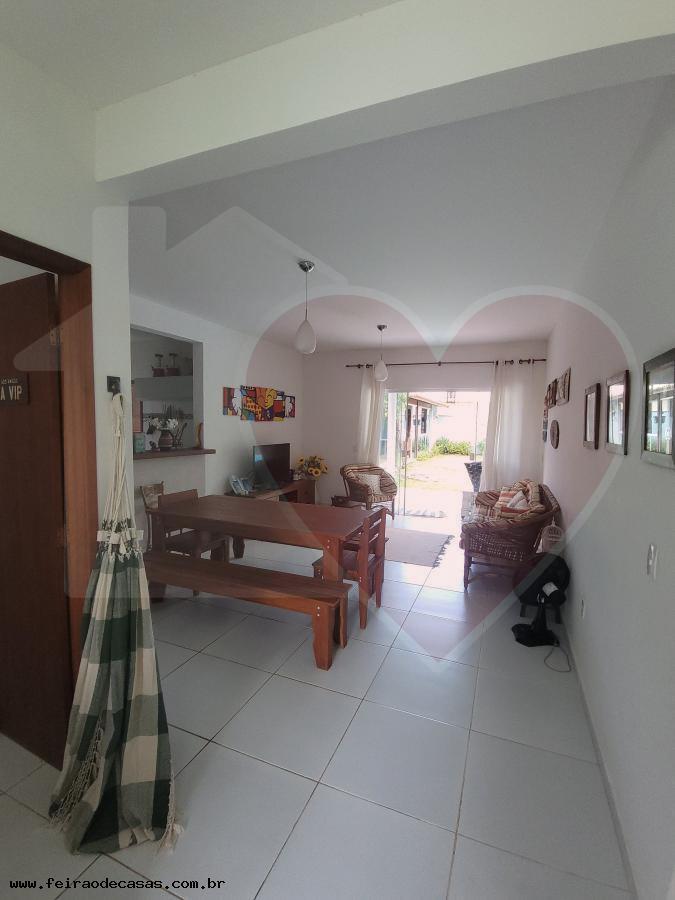 Casa à venda com 3 quartos, 98m² - Foto 29