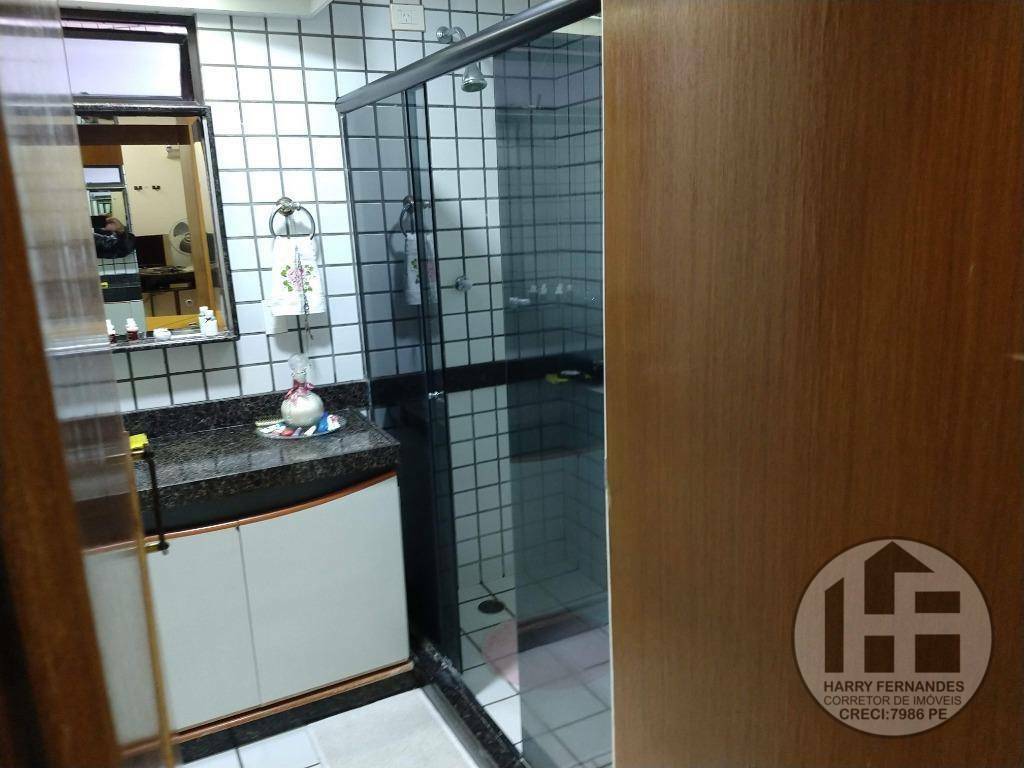 Apartamento à venda com 3 quartos, 157m² - Foto 27