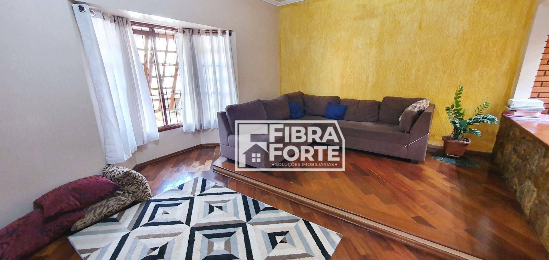 Casa à venda com 3 quartos, 168m² - Foto 2