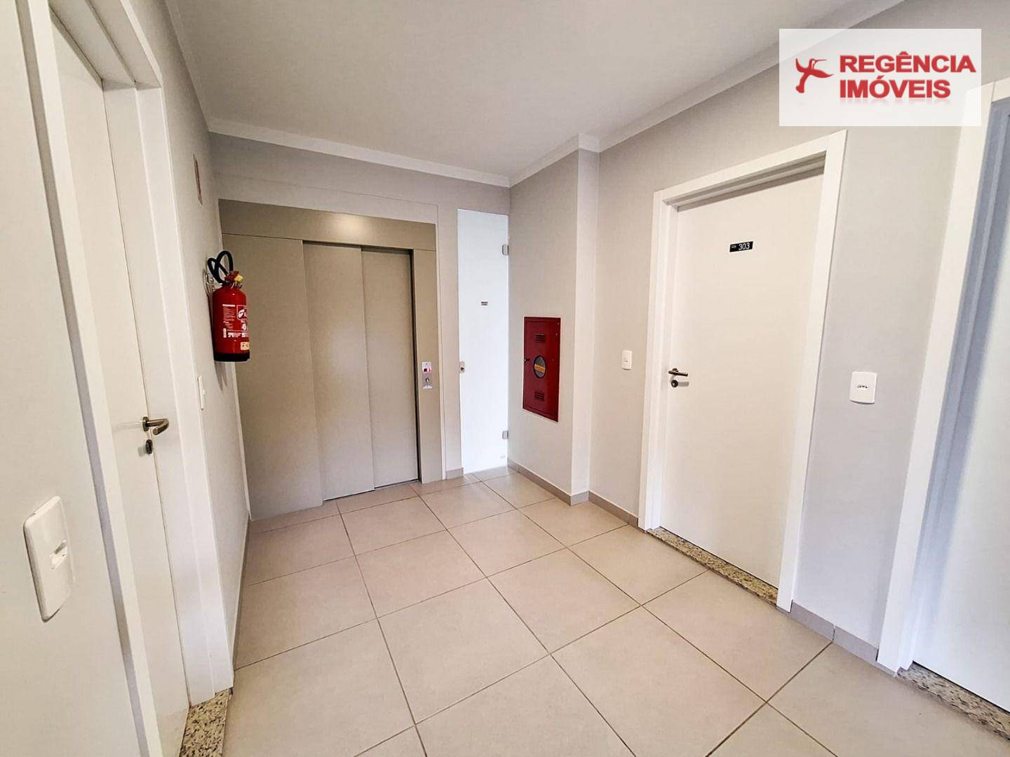 Apartamento à venda com 2 quartos, 58m² - Foto 21