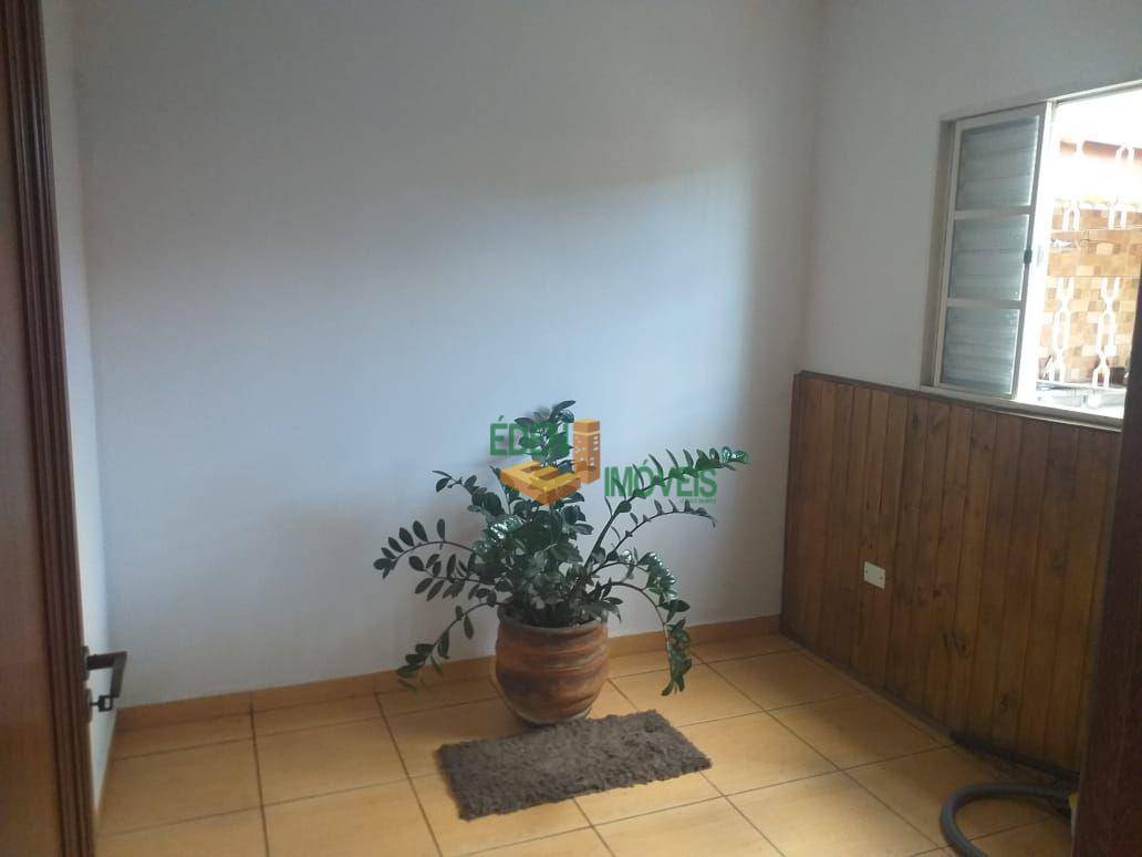 Casa à venda com 3 quartos, 209m² - Foto 17