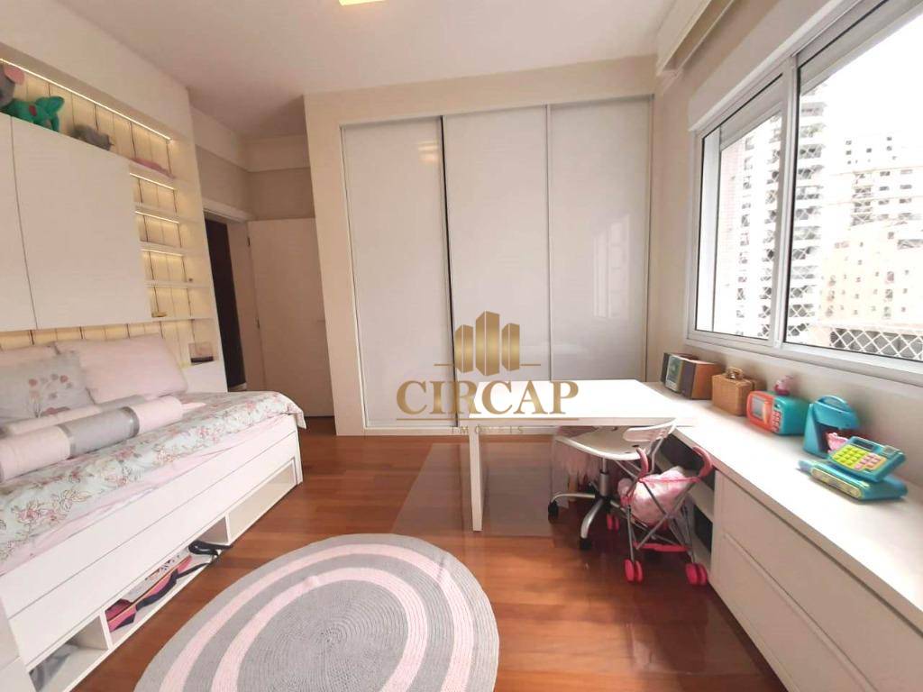 Apartamento à venda com 3 quartos, 277m² - Foto 15