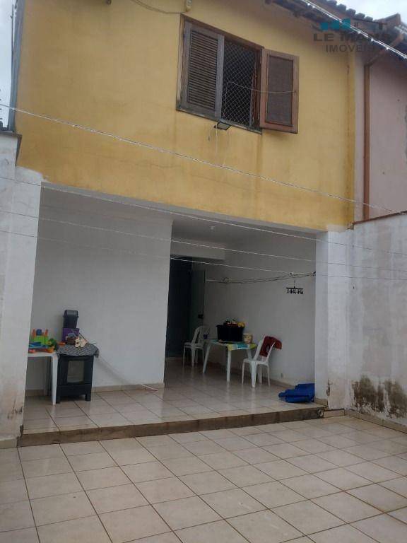 Casa à venda com 2 quartos, 110m² - Foto 14