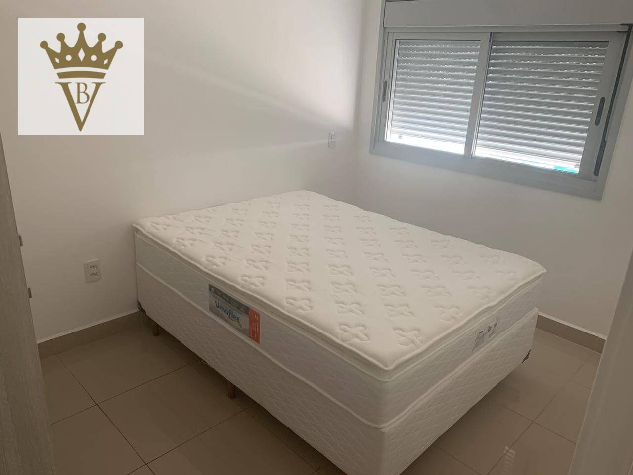 Apartamento à venda com 2 quartos, 63m² - Foto 12