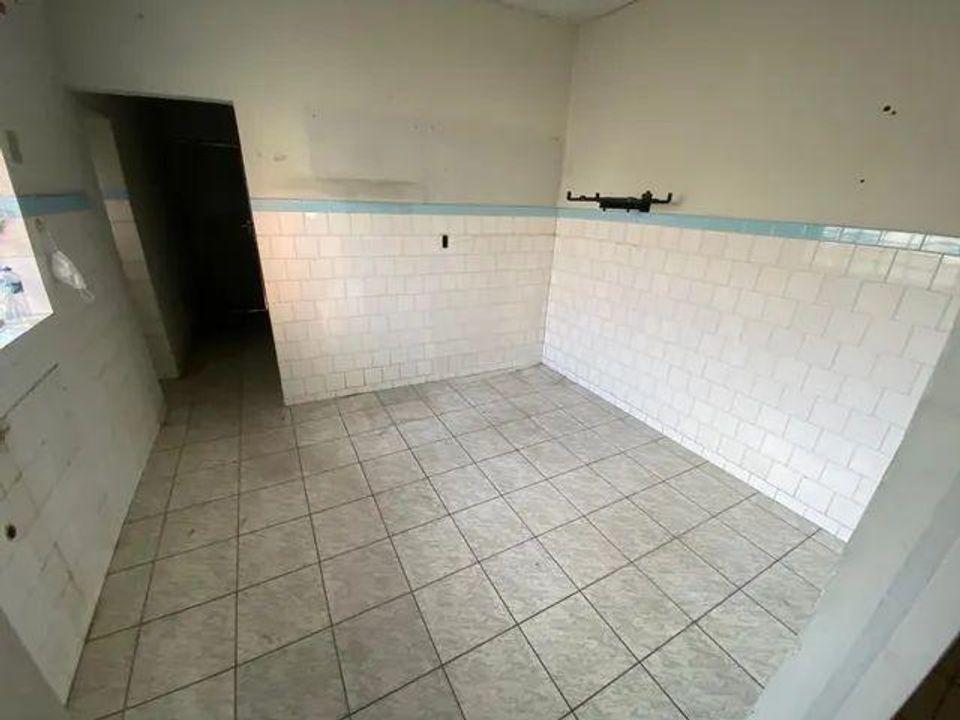 Casa à venda com 3 quartos, 165m² - Foto 3