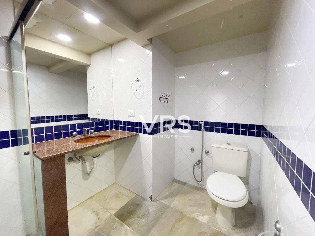 Casa de Condomínio à venda com 5 quartos, 450m² - Foto 49