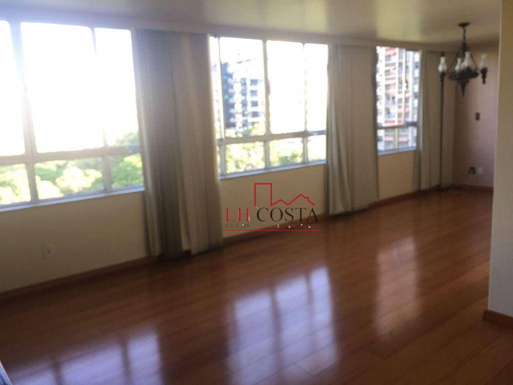 Apartamento à venda com 3 quartos, 146m² - Foto 1