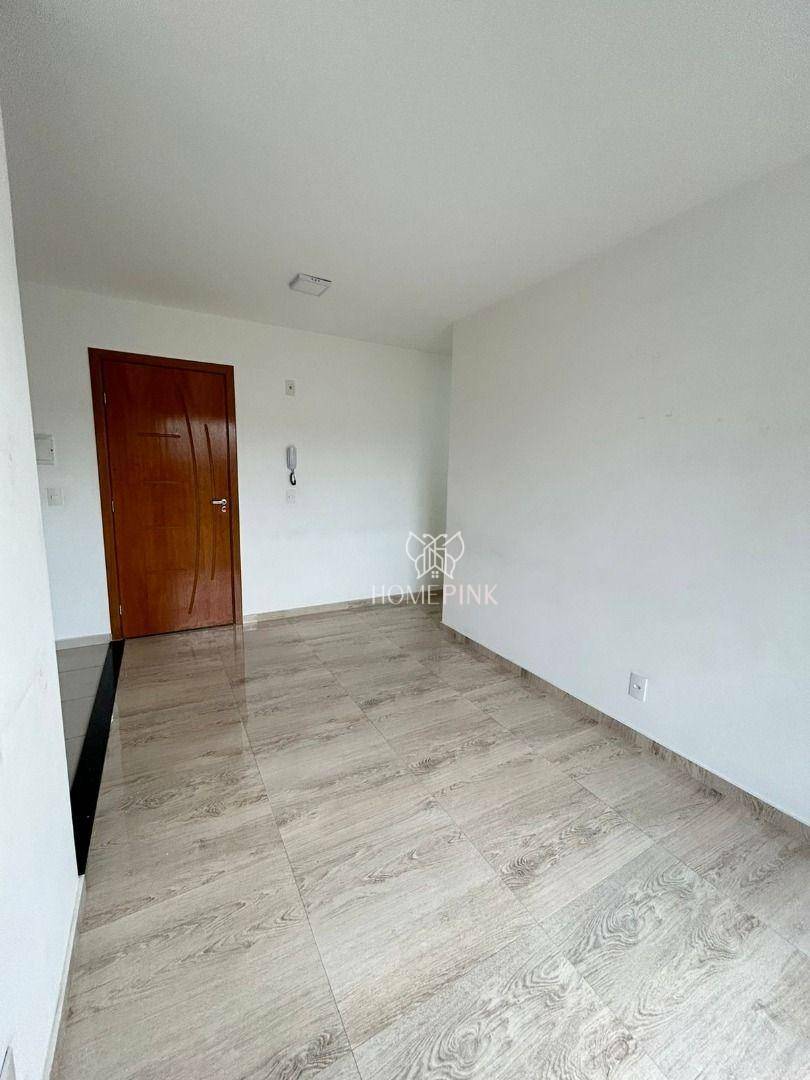 Apartamento à venda com 2 quartos, 50m² - Foto 2