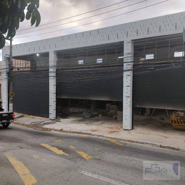 Loja-Salão, 665 m² - Foto 1