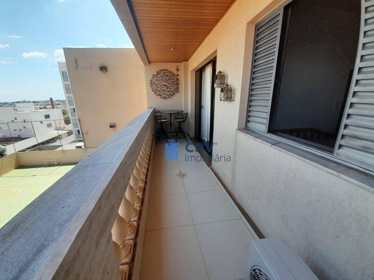 Apartamento à venda com 3 quartos, 149m² - Foto 5