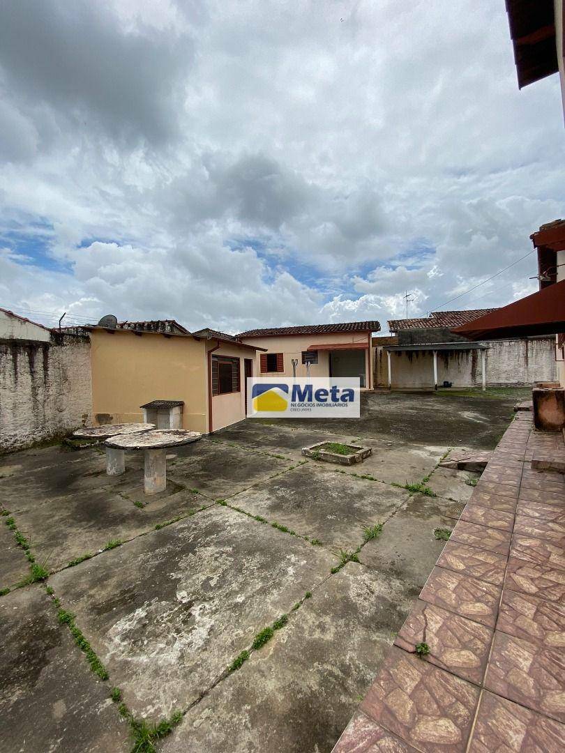 Sobrado à venda com 3 quartos, 500m² - Foto 13