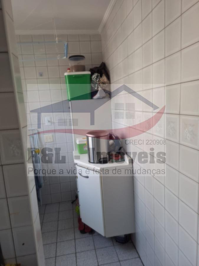 Apartamento à venda com 2 quartos, 63m² - Foto 20