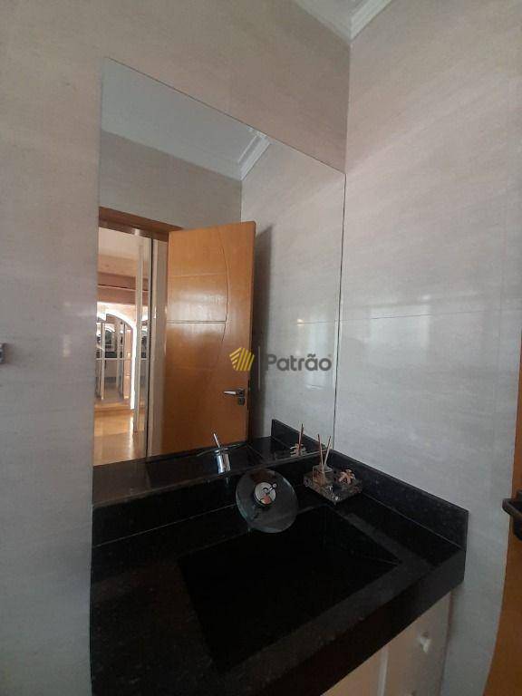 Sobrado à venda com 3 quartos, 245m² - Foto 23