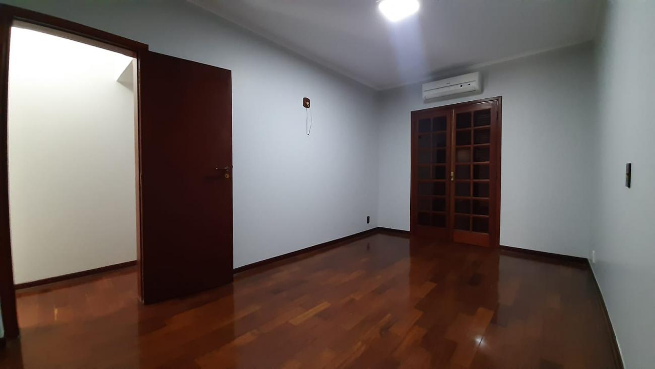 Casa à venda com 1 quarto, 155m² - Foto 3