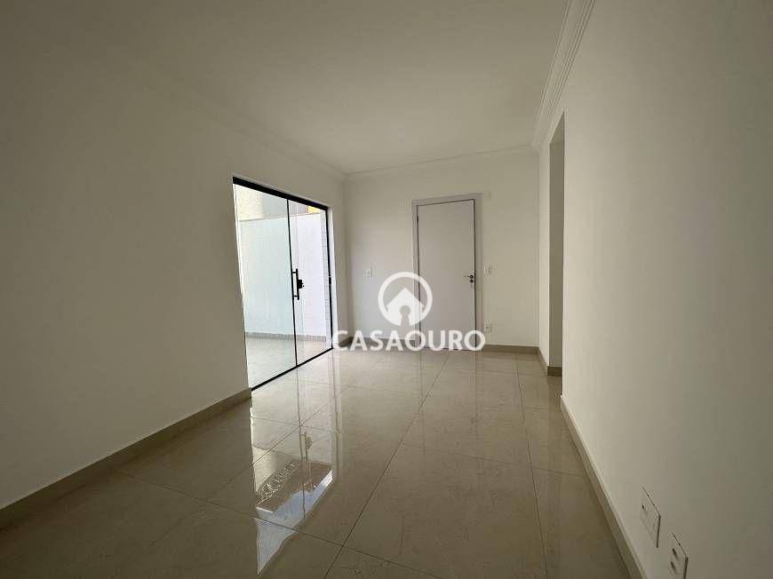 Apartamento à venda com 2 quartos, 110m² - Foto 3