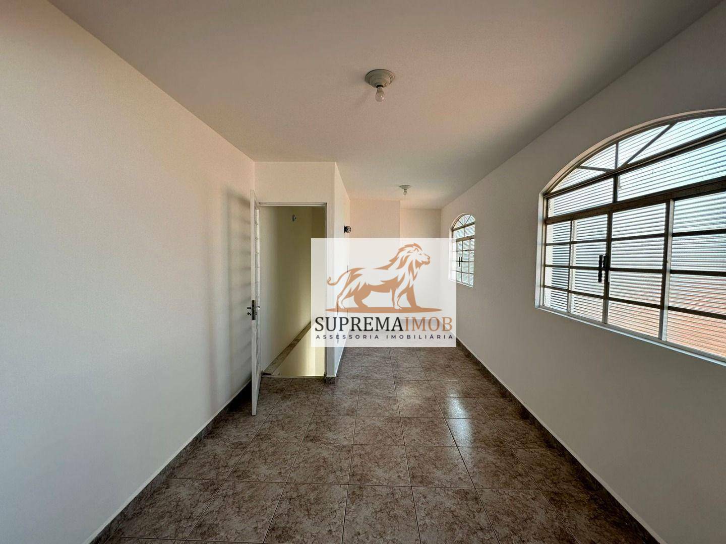 Casa à venda com 3 quartos, 192m² - Foto 25