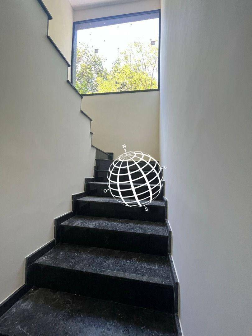 Casa à venda com 3 quartos, 110m² - Foto 13