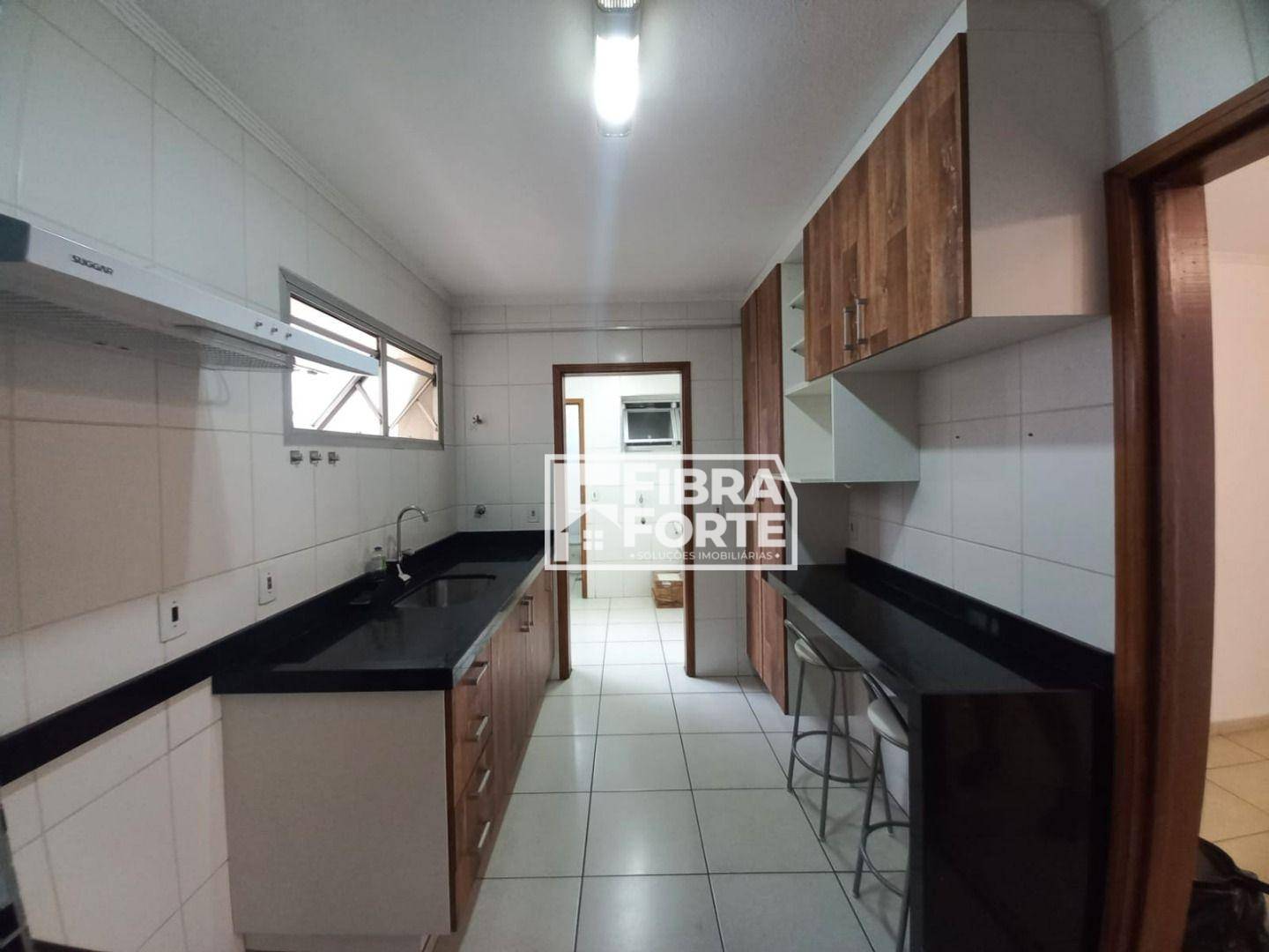 Apartamento para alugar com 2 quartos, 70m² - Foto 12