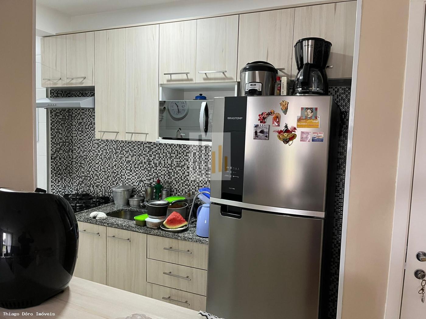 Apartamento à venda com 3 quartos, 58m² - Foto 2