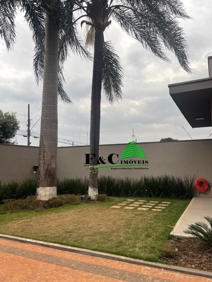 Casa de Condomínio à venda com 2 quartos, 307m² - Foto 1