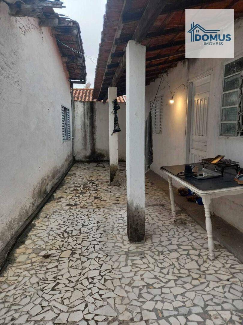 Casa à venda com 3 quartos, 220m² - Foto 20