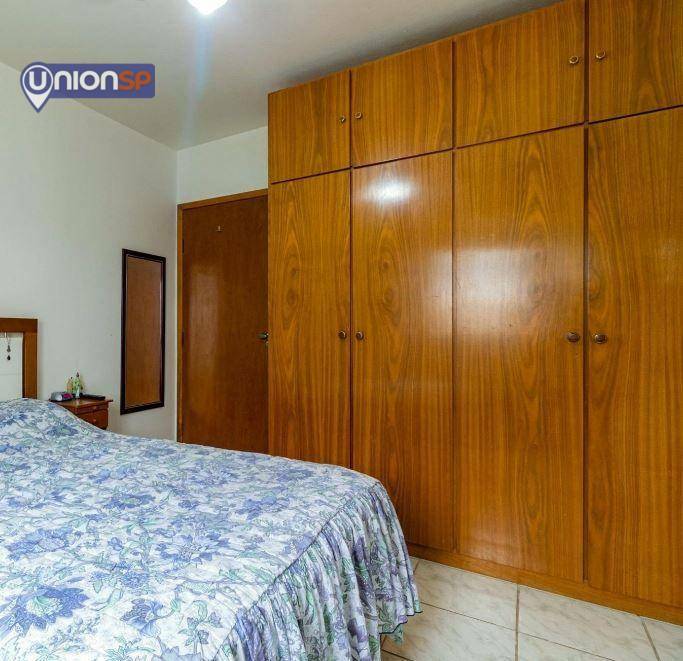 Apartamento à venda com 2 quartos, 52m² - Foto 9