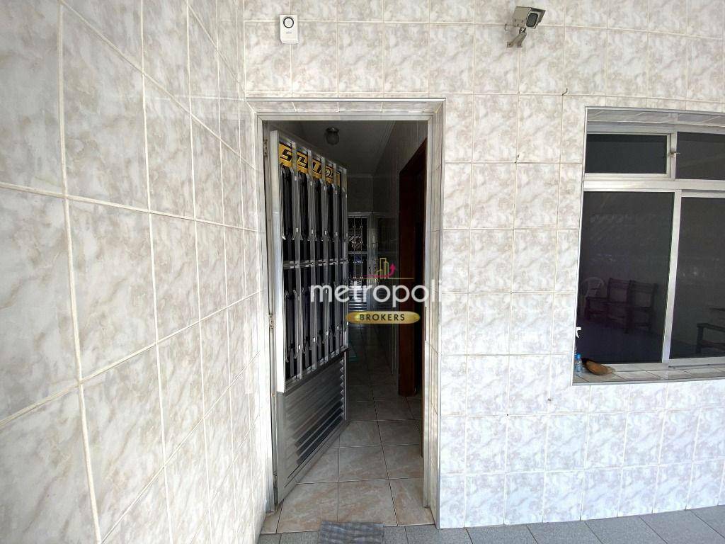 Sobrado à venda com 3 quartos, 252m² - Foto 4