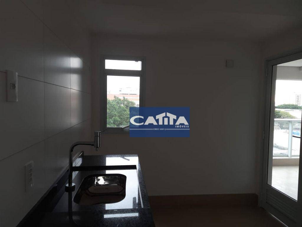 Apartamento à venda com 2 quartos, 67m² - Foto 4