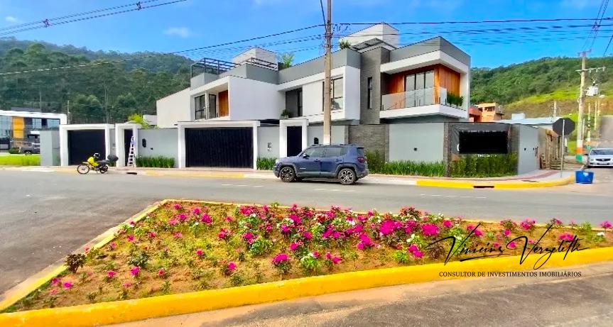 Sobrado à venda com 4 quartos, 177m² - Foto 2