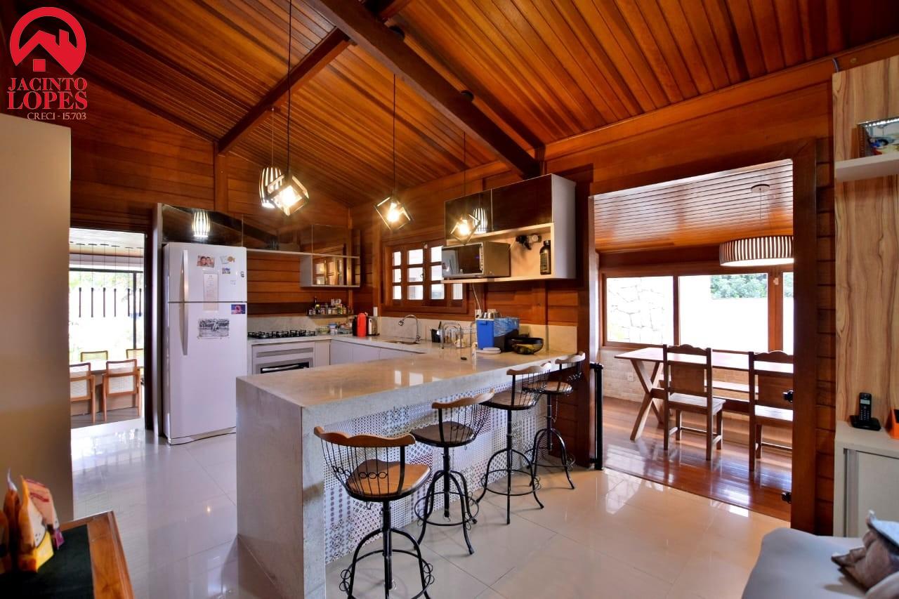 Casa de Condomínio à venda com 3 quartos, 300m² - Foto 25