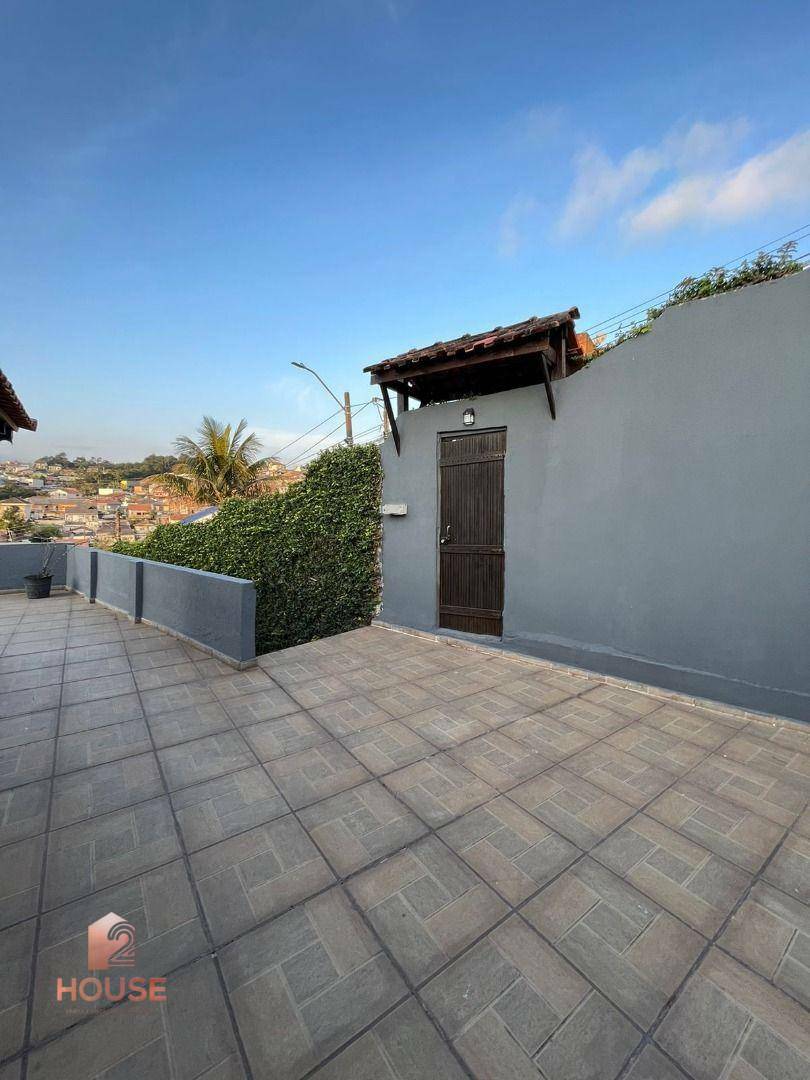 Casa para alugar com 3 quartos, 110m² - Foto 17