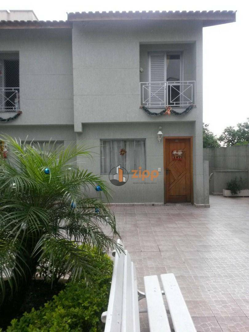 Sobrado à venda com 2 quartos, 77m² - Foto 1