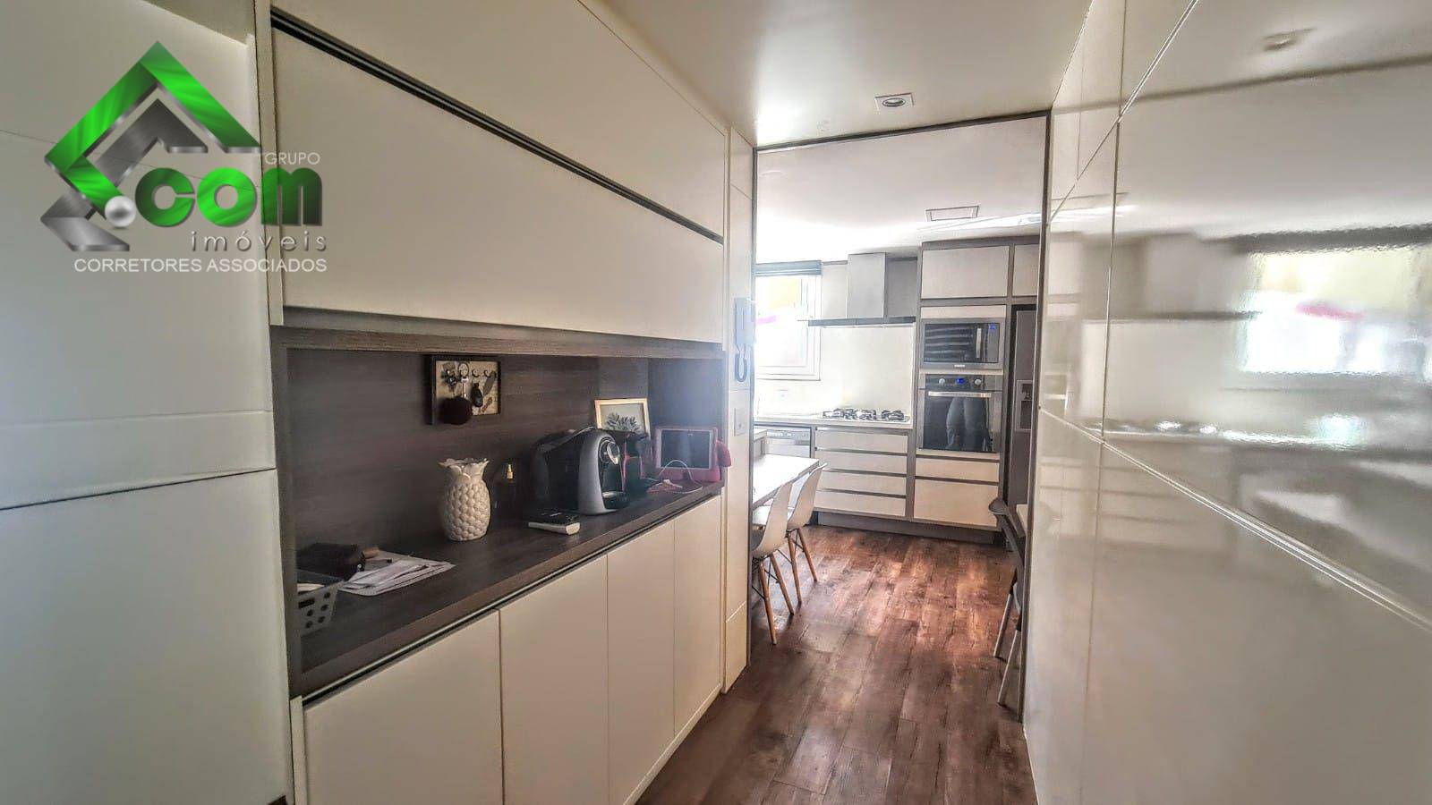 Casa à venda com 4 quartos, 248m² - Foto 9