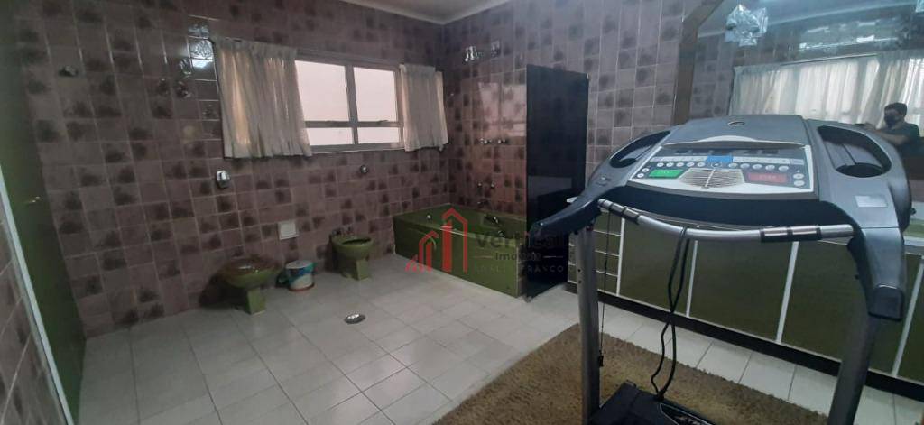 Sobrado para alugar com 4 quartos, 665m² - Foto 16