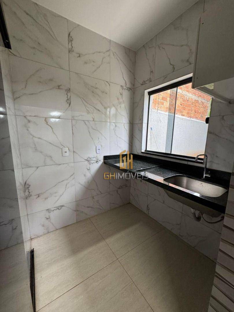 Casa à venda com 3 quartos, 170m² - Foto 11