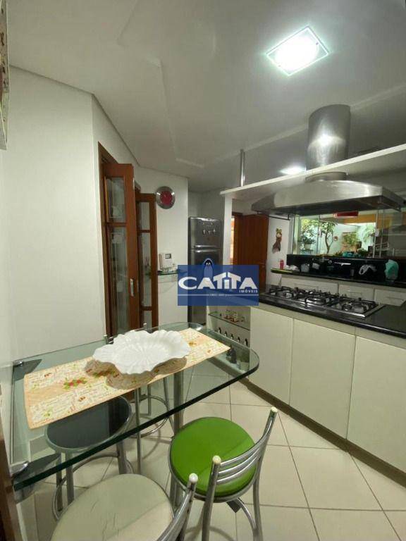 Sobrado à venda e aluguel com 3 quartos, 400m² - Foto 14